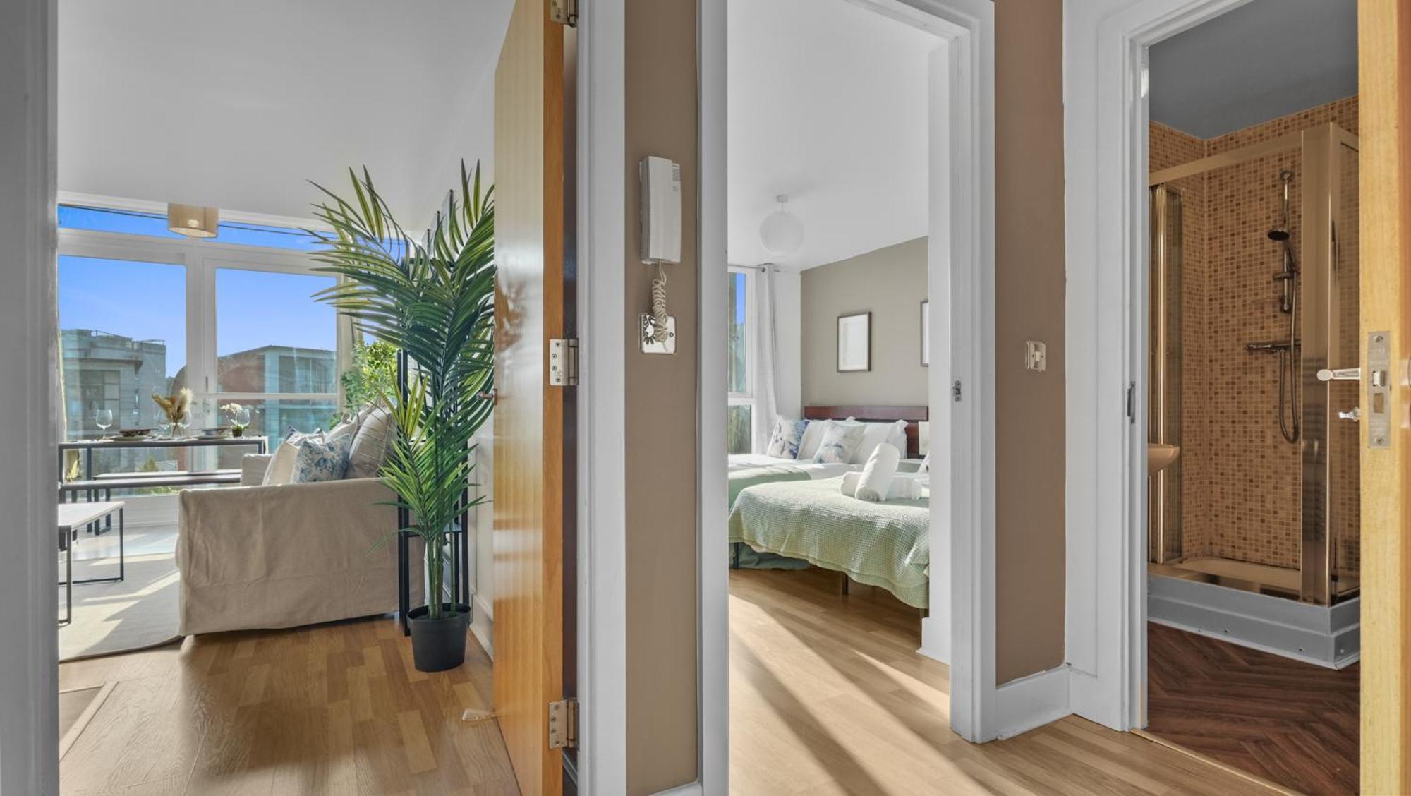 Eastern Suite - City Centre, Free Parking And Balcony Birmingham Exterior photo