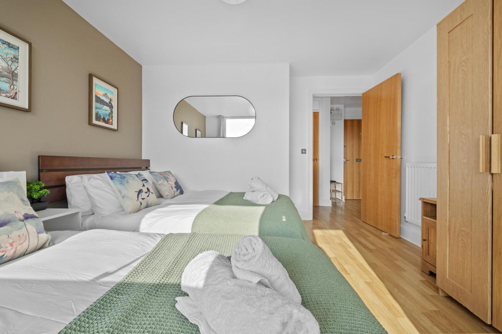 Eastern Suite - City Centre, Free Parking And Balcony Birmingham Exterior photo